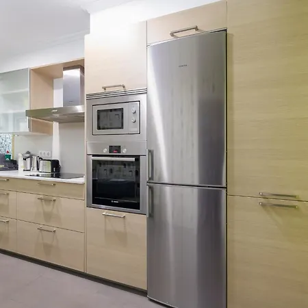 Apartament Con Parking Gratis En El Centro By *