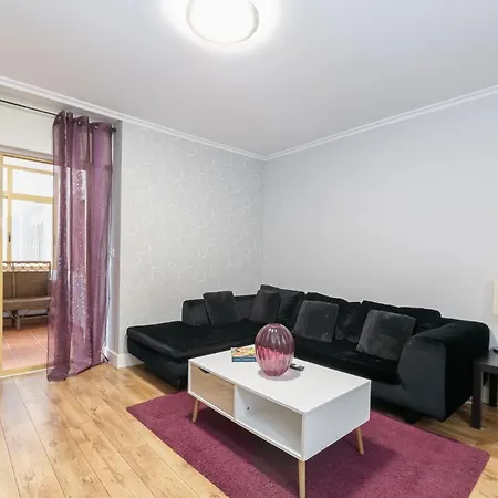 Con Parking Gratis En El Centro By