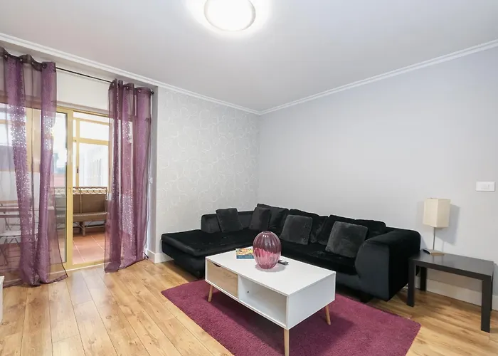 Con Parking Gratis En El Centro By