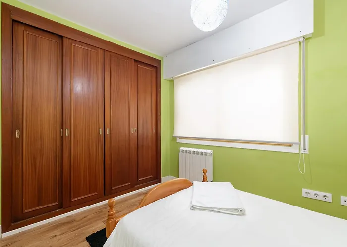 Con Parking Gratis En El Centro By Vigo